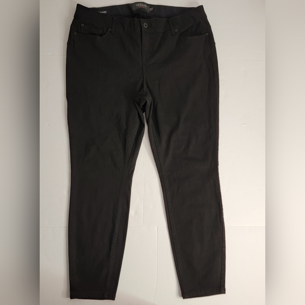 Torrid Jeans Plus Sz 20 Bombshell Skinny Black